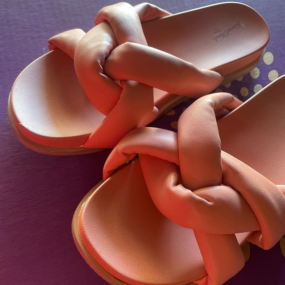 Women's Light Pink Slide Sandals